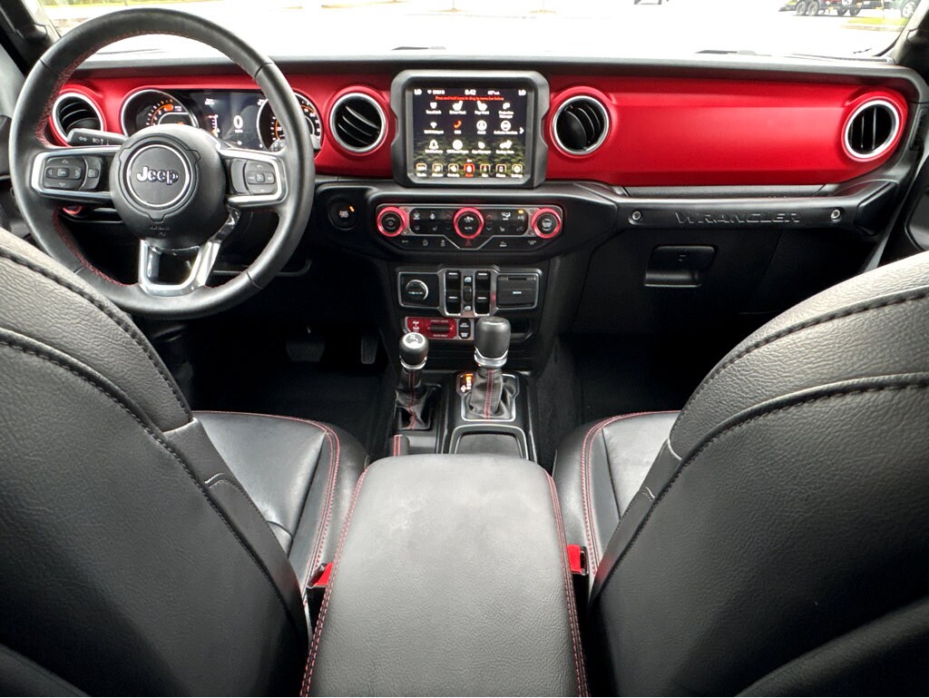 2023 Jeep Wrangler Rubicon photo 4