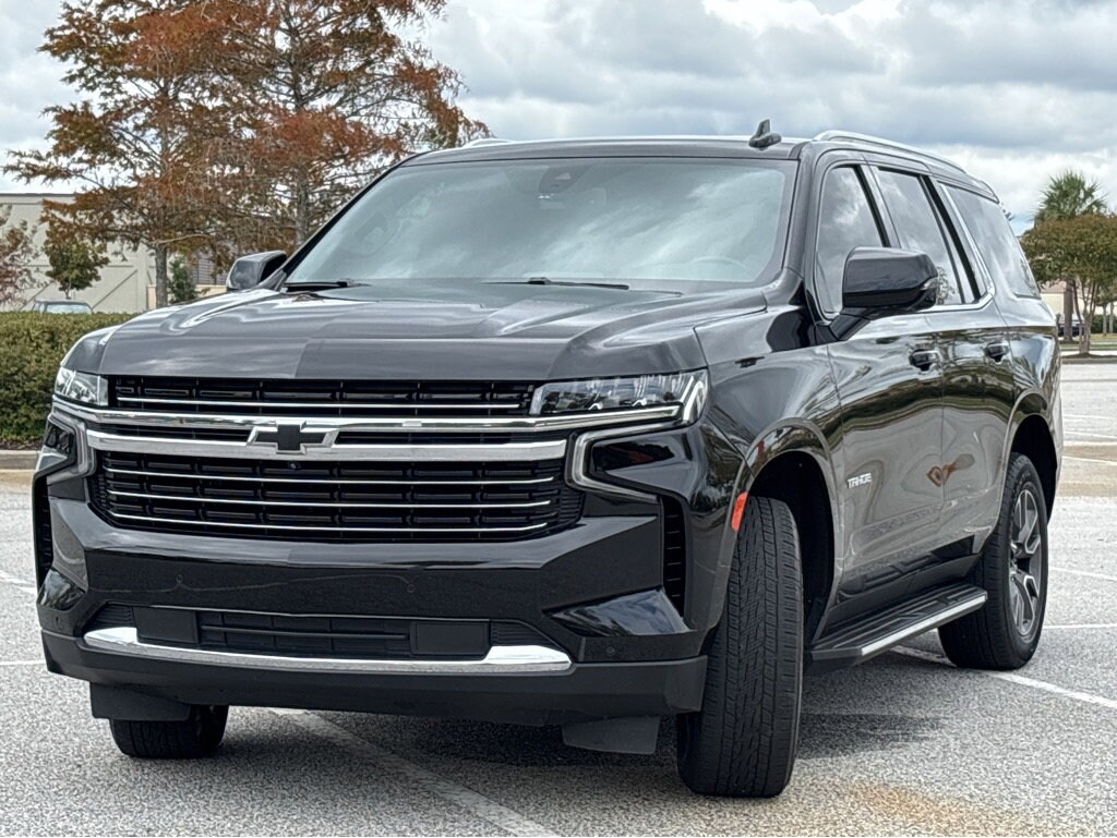 2022 Chevrolet Tahoe LT photo 3