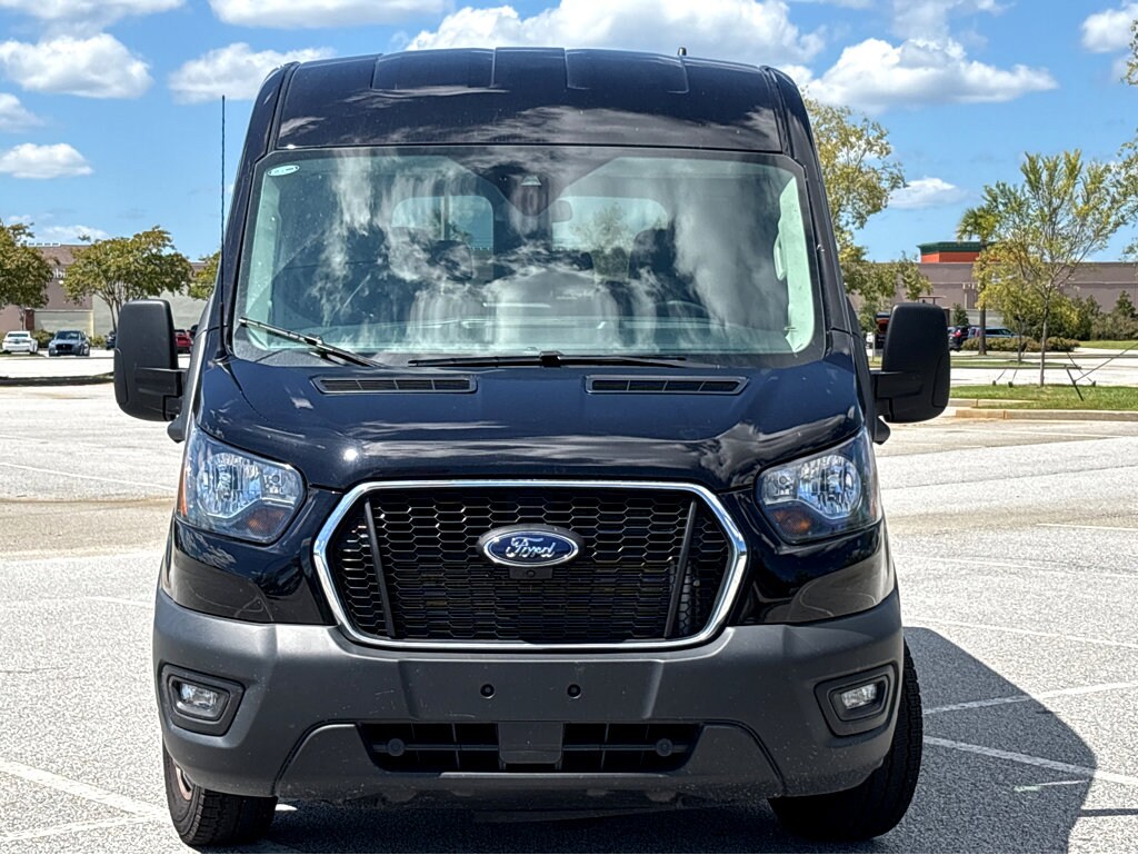 2024 Ford Transit Passenger XL photo 2