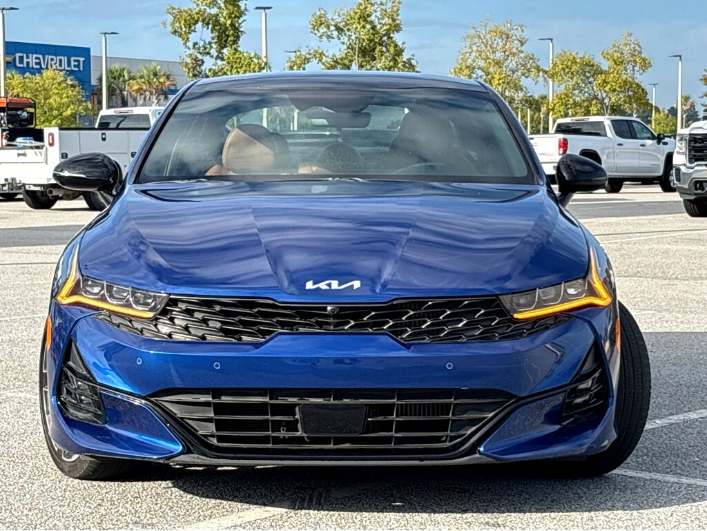 2023 Kia K5 GT photo 2