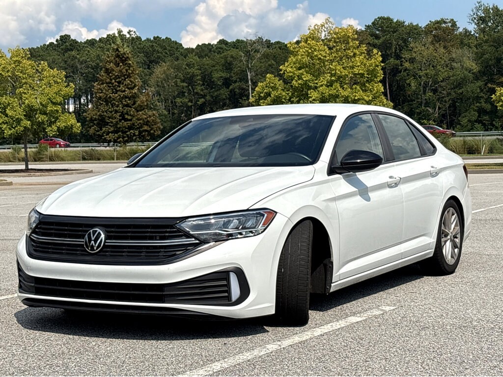 2023 Volkswagen Jetta 1.5T Sport photo 3
