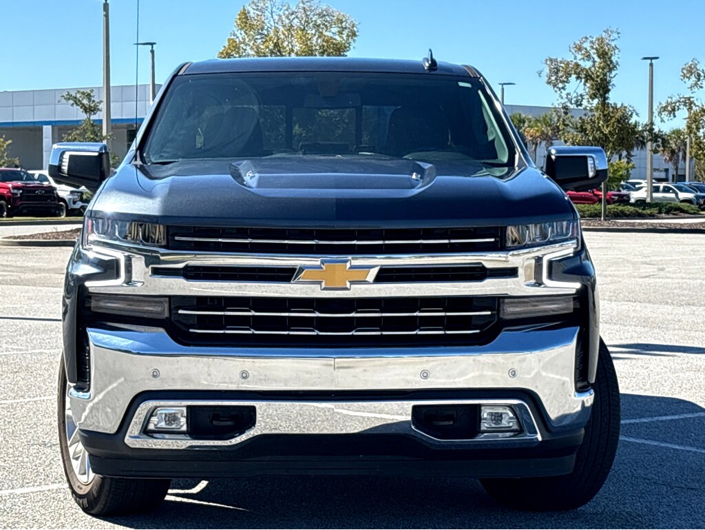 2021 Chevrolet Silverado 1500 LTZ photo 2