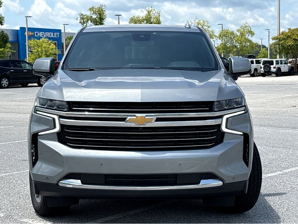 2023 Chevrolet Tahoe LT photo 2