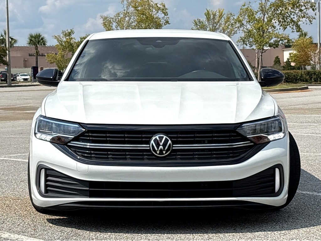 2023 Volkswagen Jetta 1.5T Sport photo 2