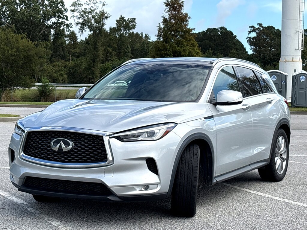 2021 Infiniti QX50 Luxe photo 3