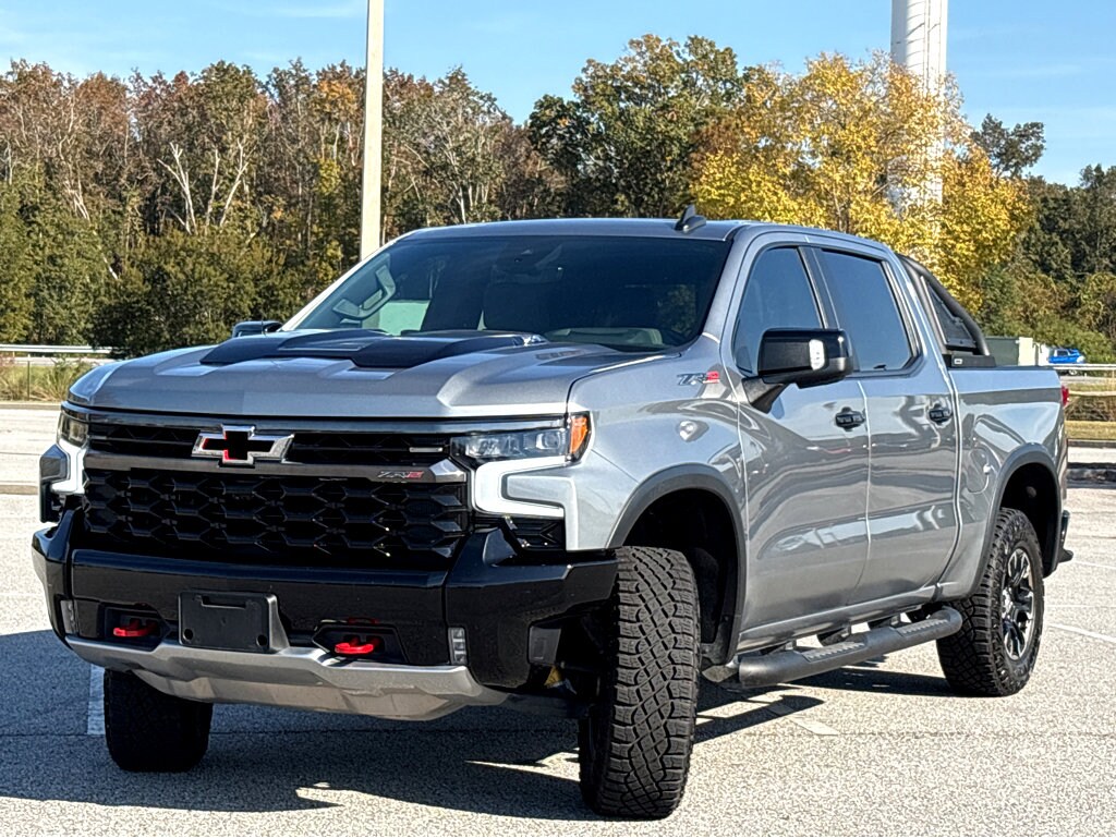 2024 Chevrolet Silverado 1500 ZR2 photo 3