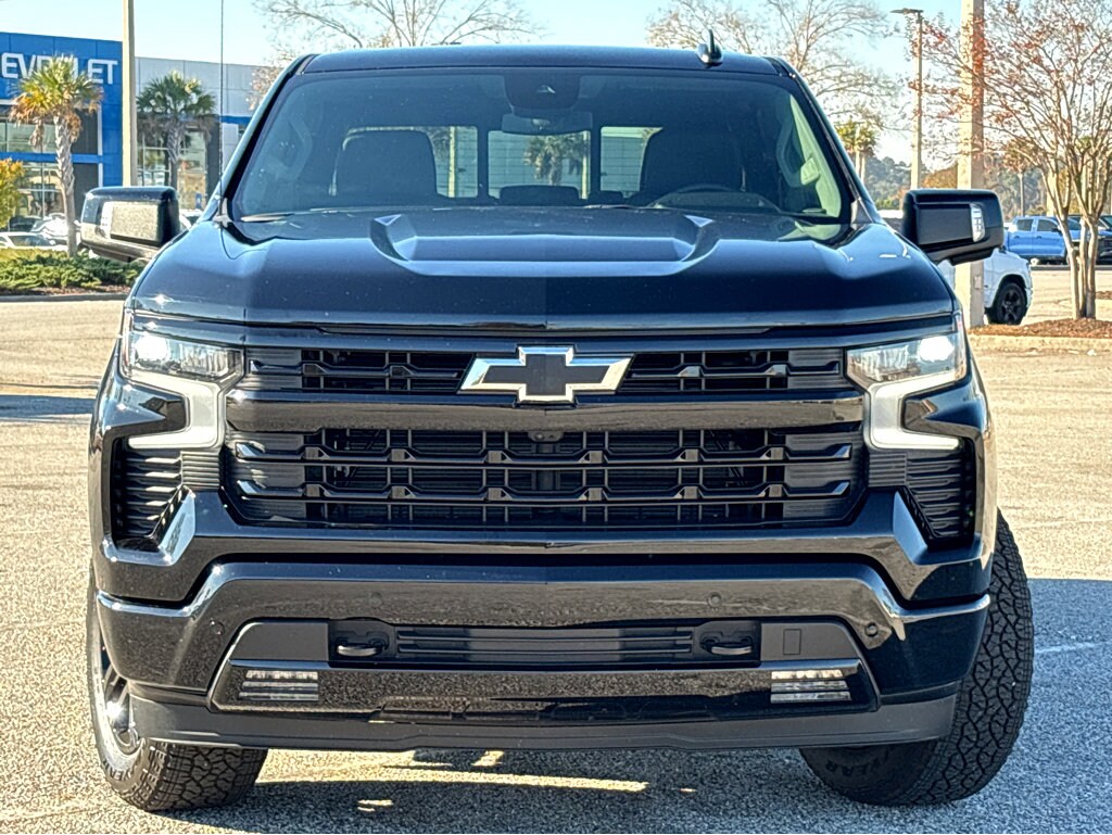 2026 Chevrolet Silverado 1500 RST photo 2