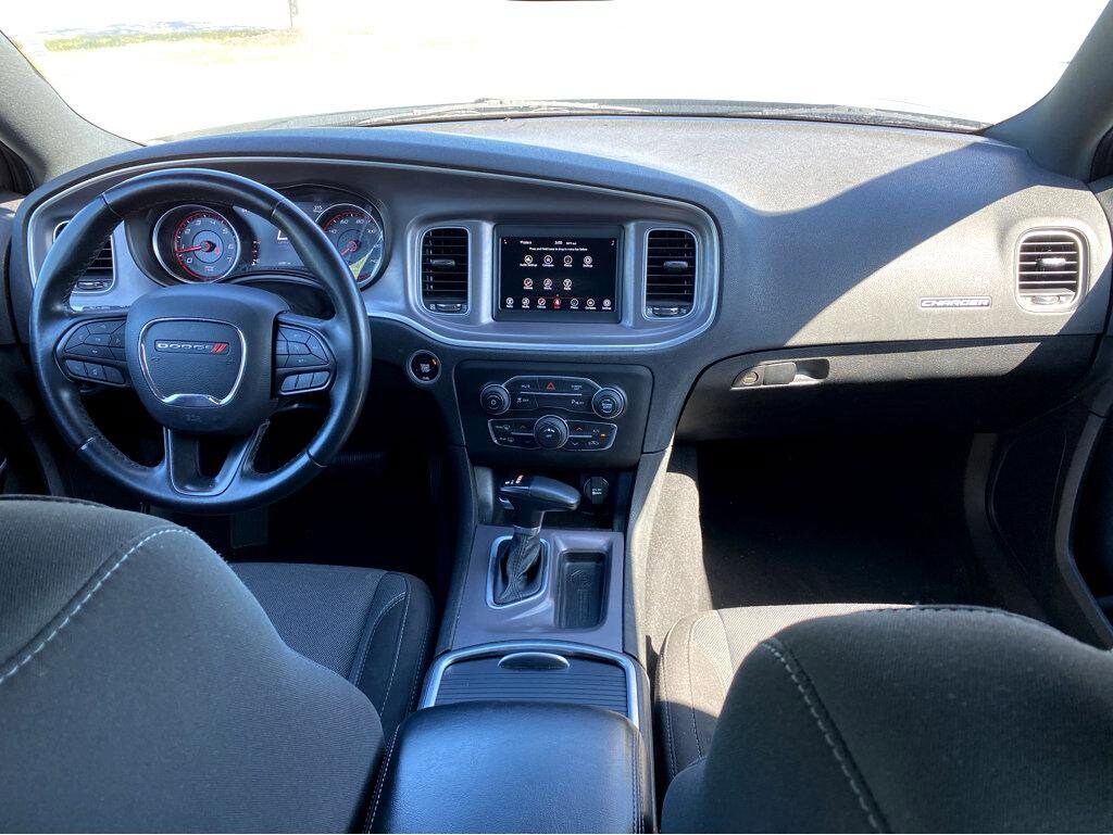2022 Dodge Charger SXT photo 4
