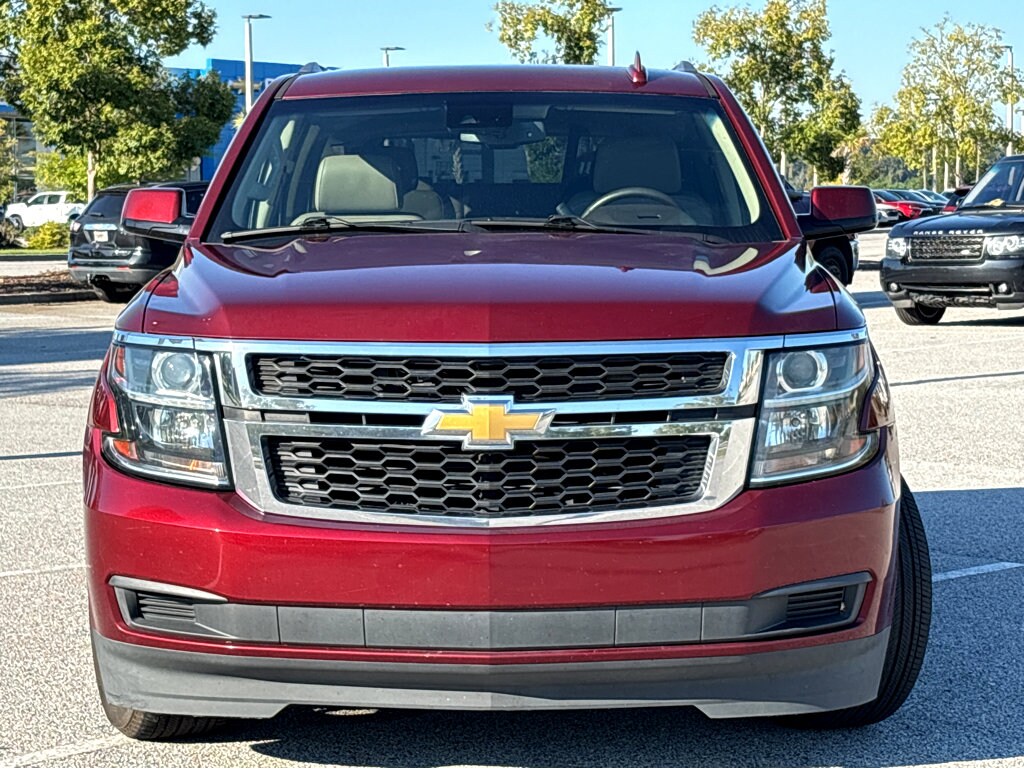 2018 Chevrolet Tahoe LT photo 2