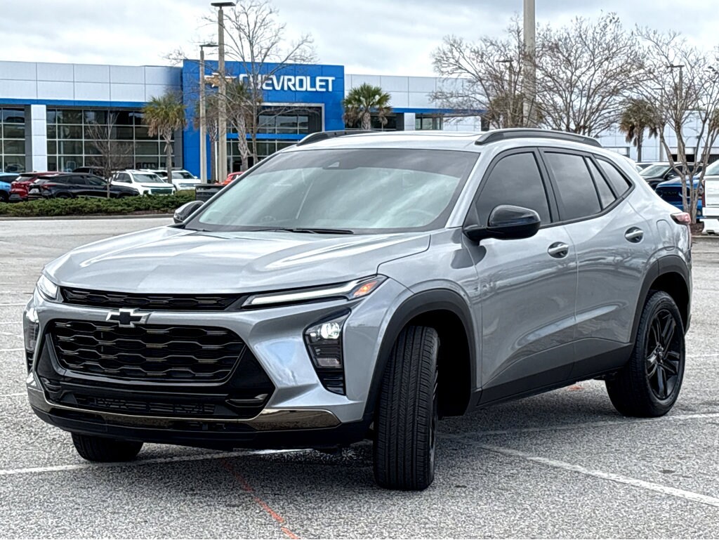 Used 2025 Chevrolet Trax ACTIV SUV