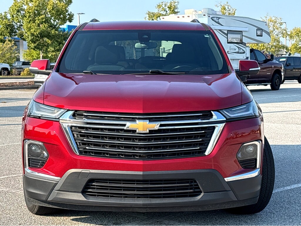 2023 Chevrolet Traverse Cloth 1LT photo 2