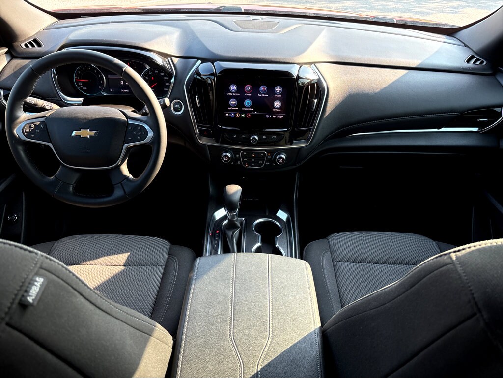 2023 Chevrolet Traverse Cloth 1LT photo 4