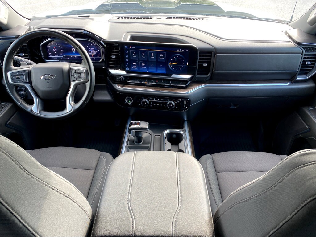 2024 Chevrolet Silverado 1500 LT Trail Boss photo 4