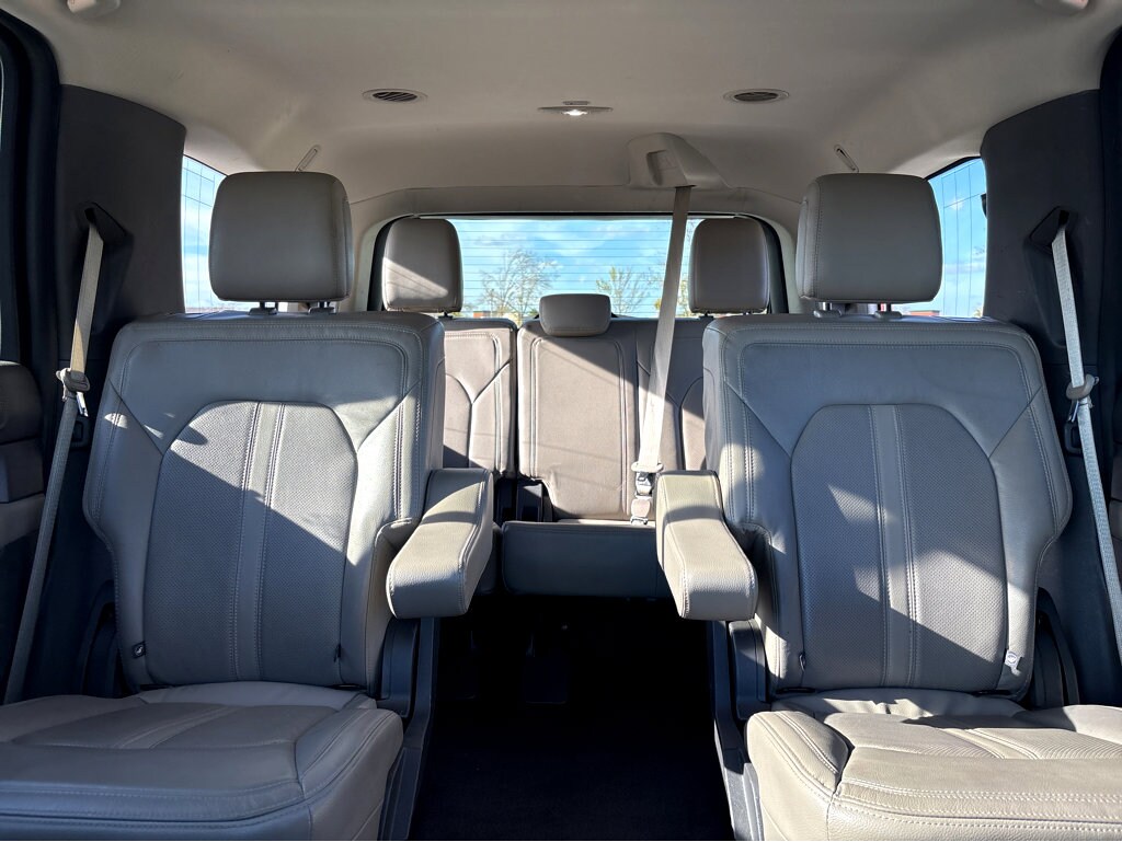 2018 Ford Expedition Limited photo 4