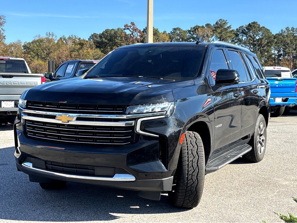 2022 Chevrolet Tahoe LT photo 3