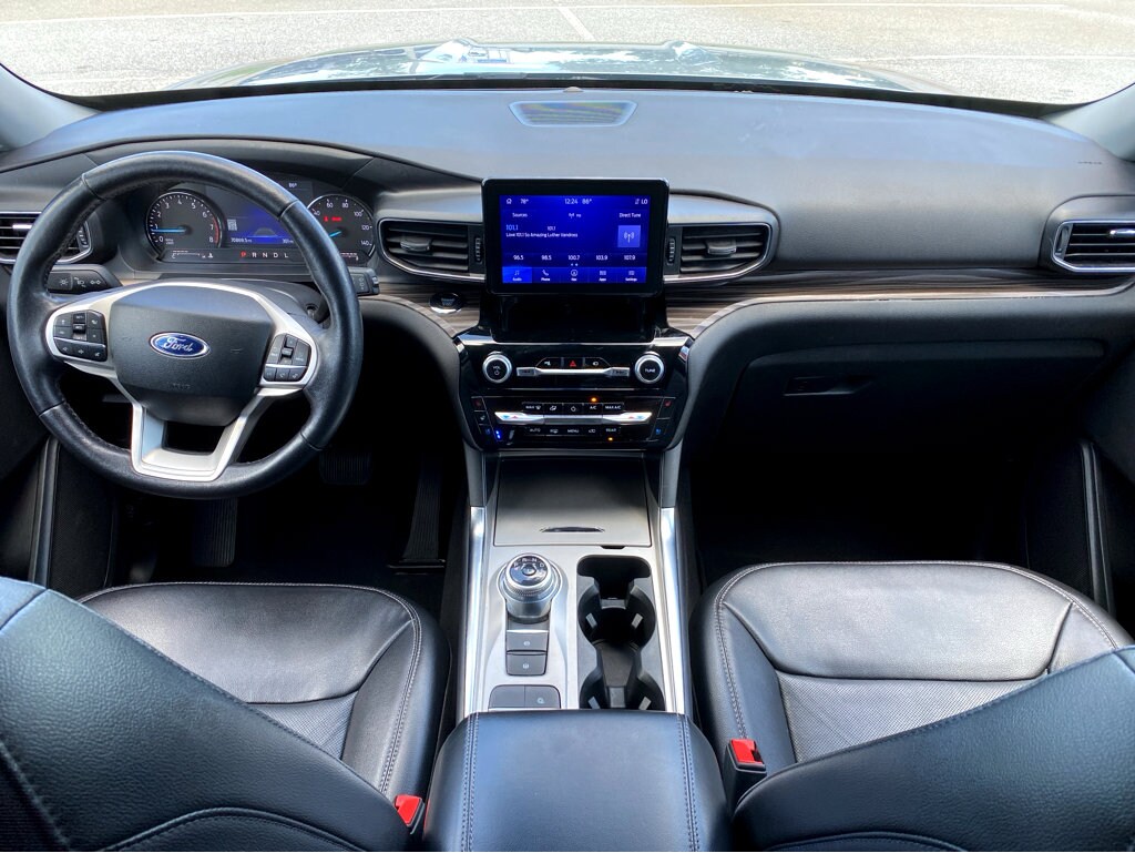 2023 Ford Explorer Limited photo 4