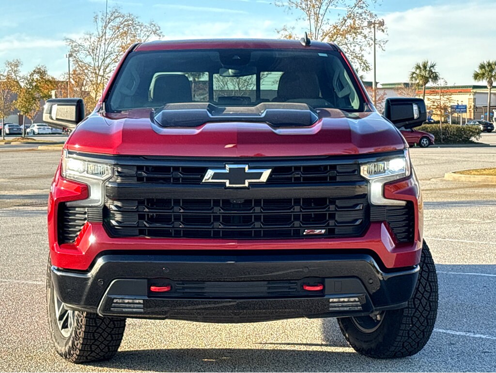 2025 Chevrolet Silverado 1500 LT Trail Boss photo 2