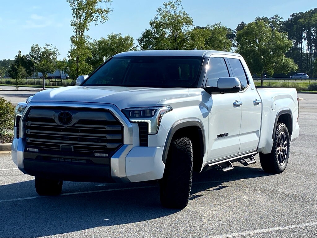 2022 Toyota Tundra Limited photo 3