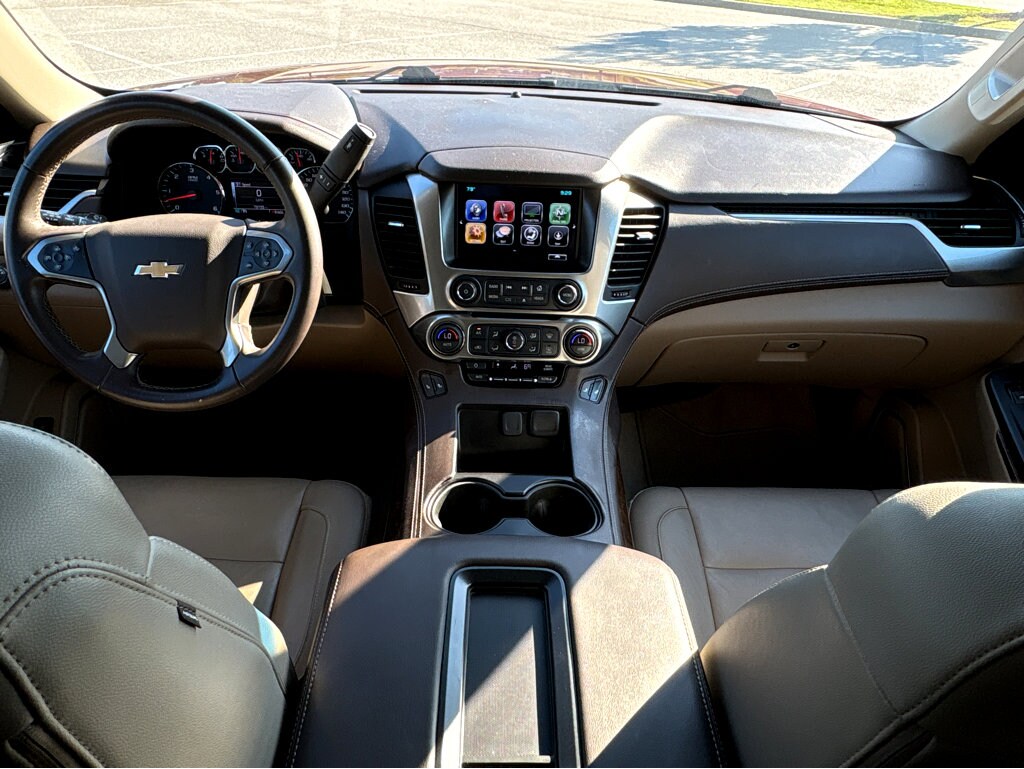 2018 Chevrolet Tahoe LT photo 4