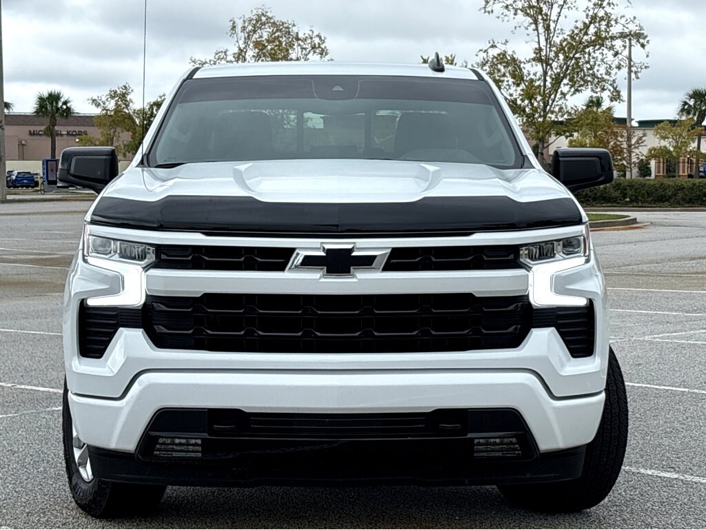 2024 Chevrolet Silverado 1500 RST photo 2