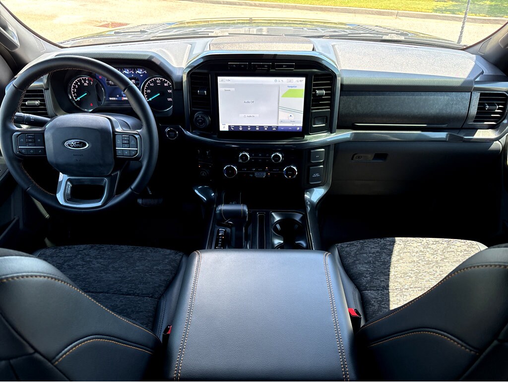2023 Ford F-150 XL photo 4