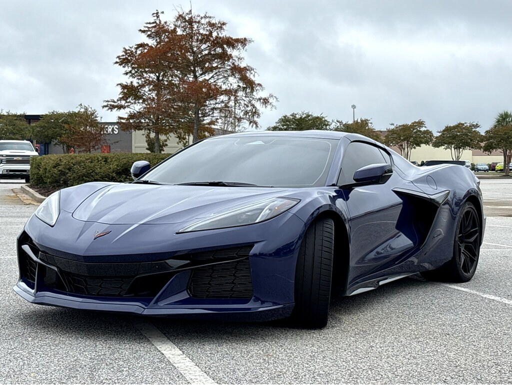 2025 Chevrolet Corvette Z06 3LZ photo 2
