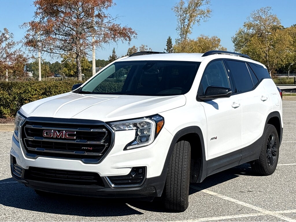 2024 Gmc Terrain AT4 photo 2