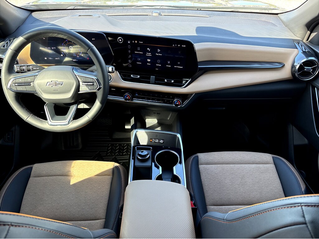 2025 Chevrolet Equinox ACTIV photo 4