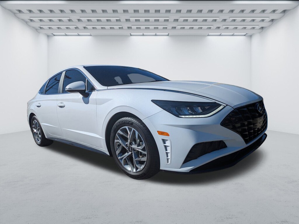 Used 2023 Hyundai Sonata SEL Sedan