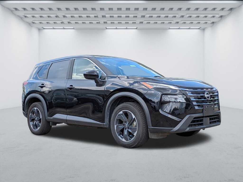Used 2024 Nissan Rogue SV SUV