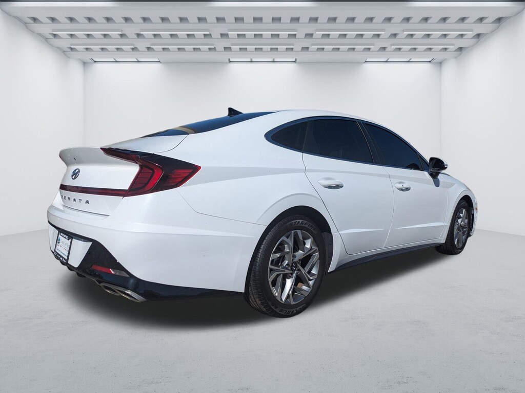 Used 2023 Hyundai Sonata SEL Sedan