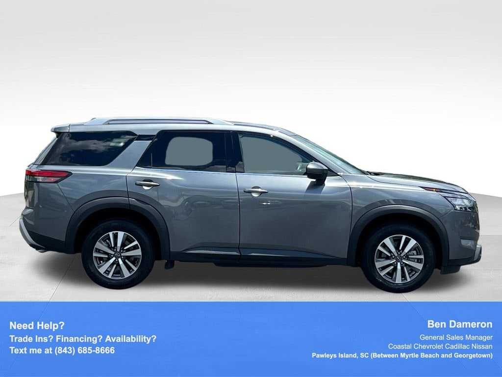 Used 2025 Nissan Pathfinder SL SUV