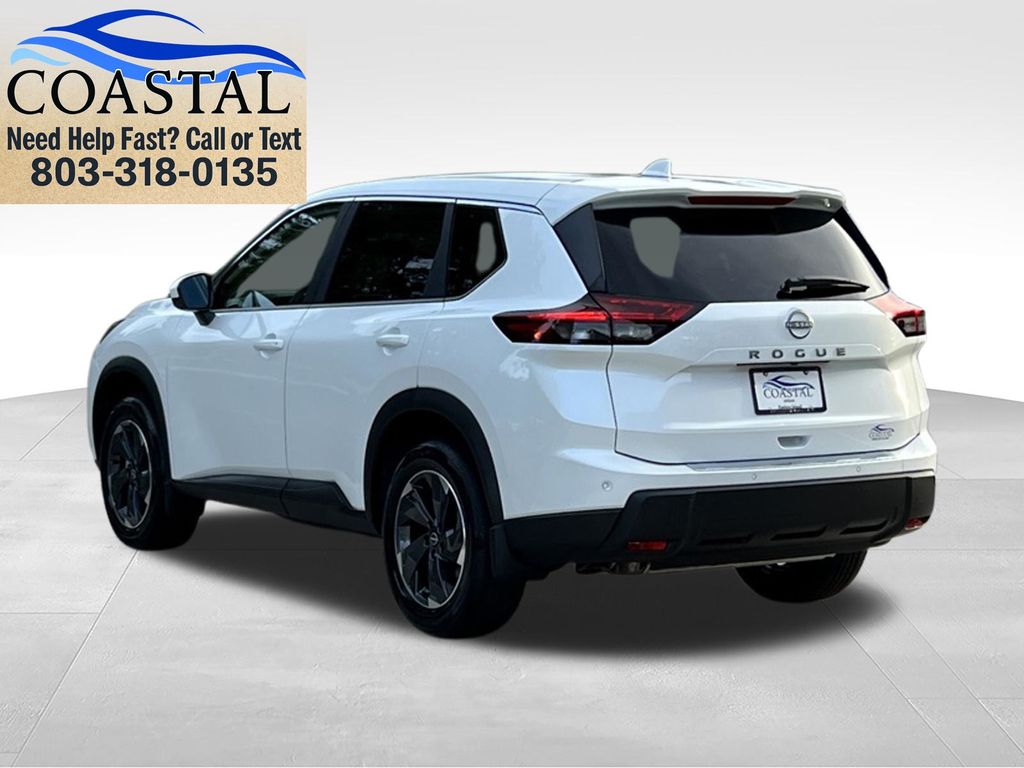 2026 Nissan Rogue SV - Photo 14