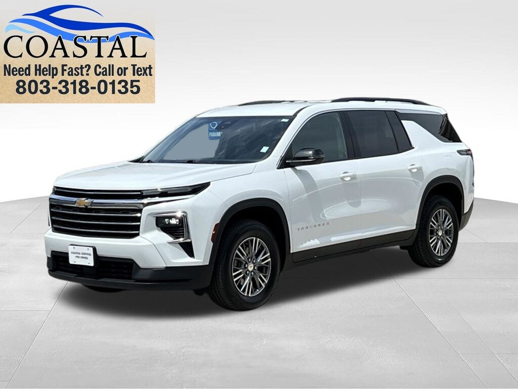 Used 2025 Chevrolet Traverse LT SUV