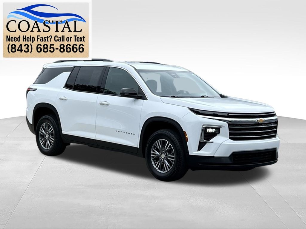 Used 2025 Chevrolet Traverse LT SUV