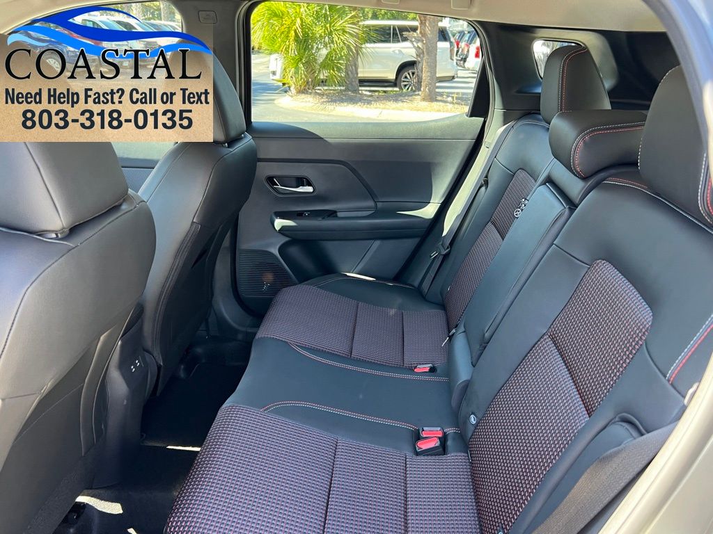 2026 Nissan KICKS SR - Photo 14