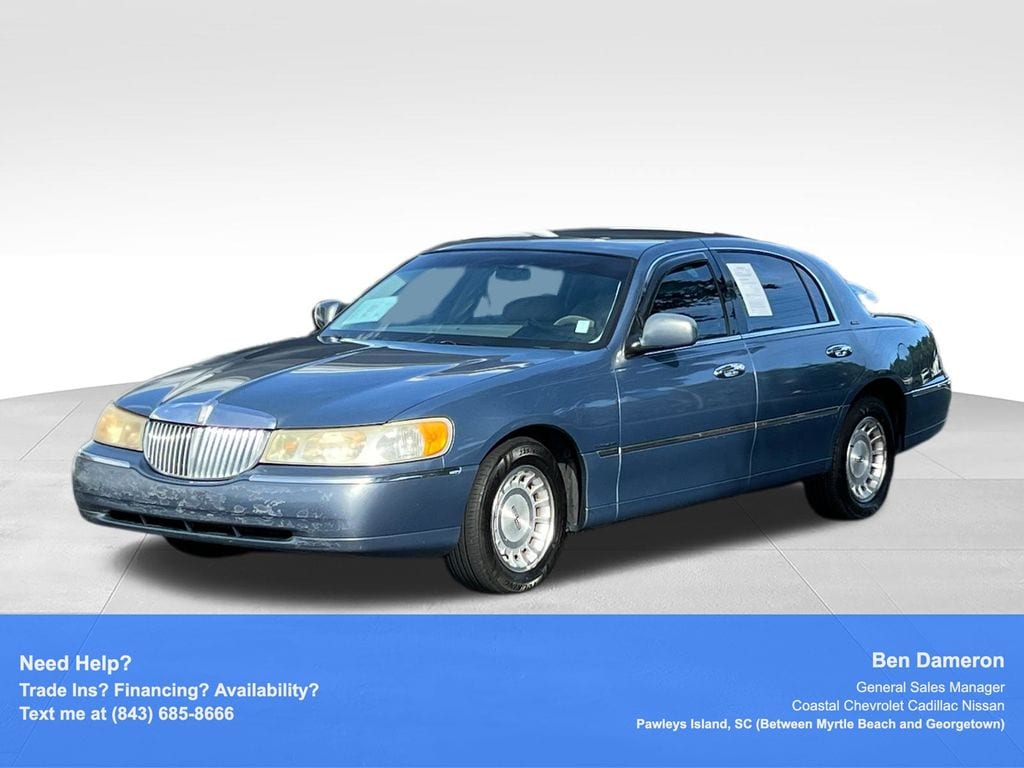 Used 1999 Lincoln Town Car Executive Sedan