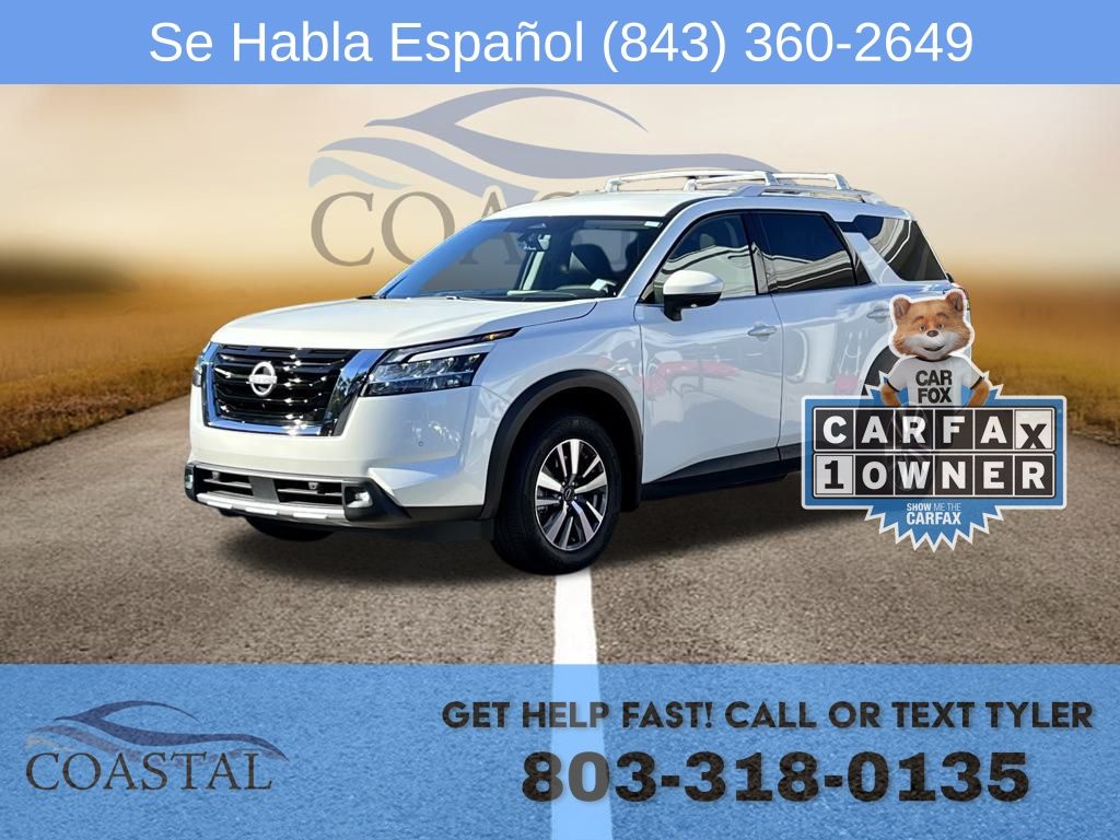 2024 Nissan Pathfinder SL's photo