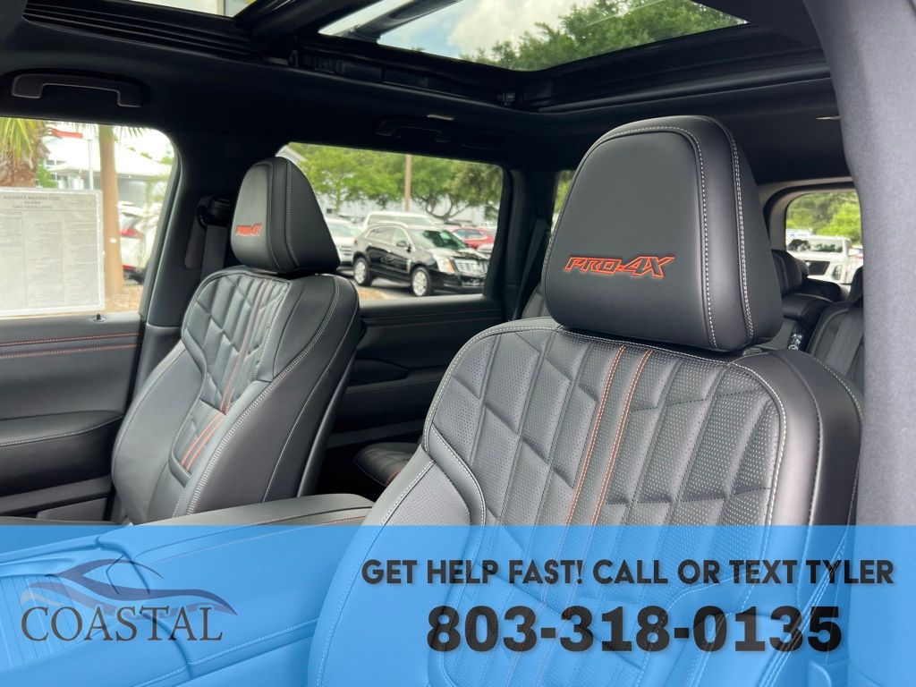 2025 Nissan Armada PRO-4X - Photo 13