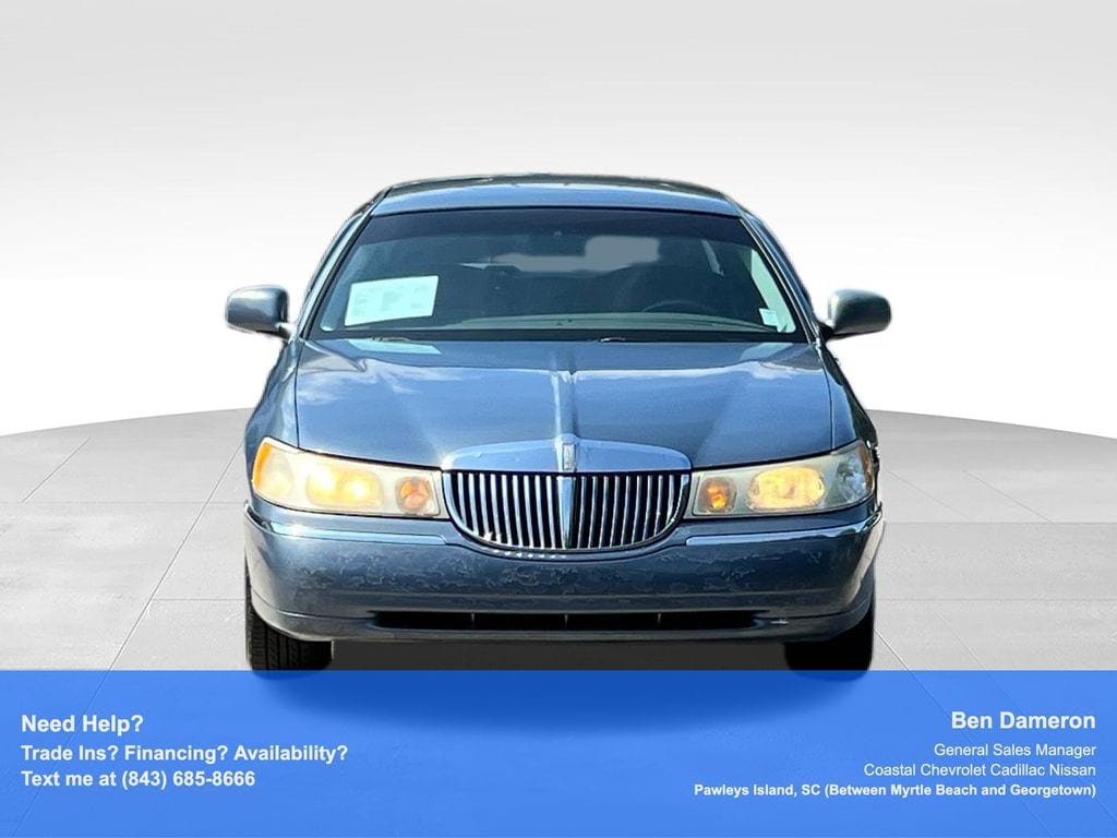Used 1999 Lincoln Town Car Executive Sedan