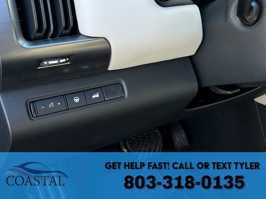 2026 Nissan Pathfinder SL SUV