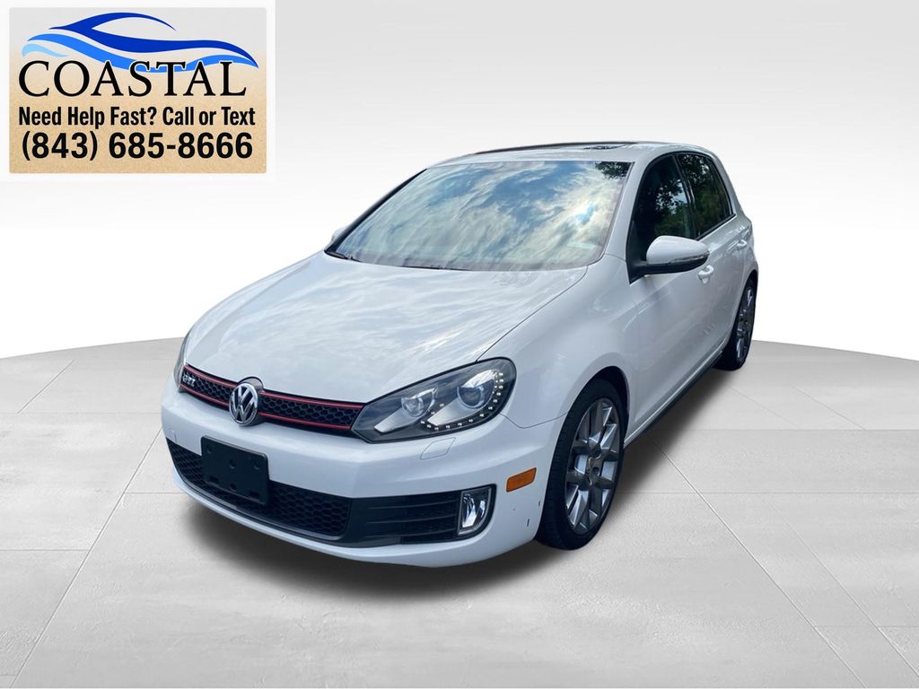 2013 Volkswagen Golf GTI's photo