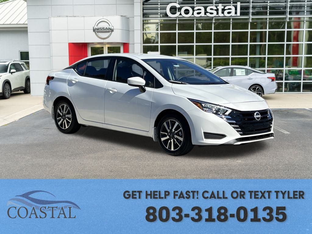 2025 Nissan Versa SV photo 3