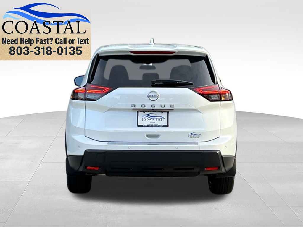2026 Nissan Rogue SV - Photo 13
