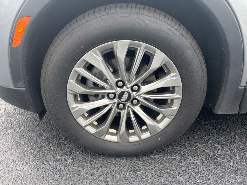 Used 2025 CADILLAC XT4 Premium Luxury SUV