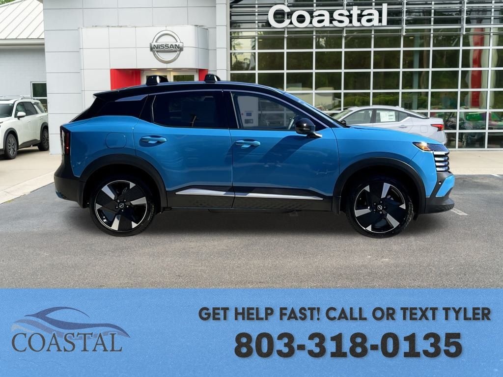 2026 Nissan Kicks SR photo 3