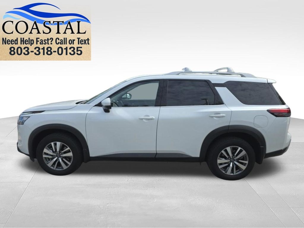 Used 2025 Nissan Pathfinder SL SUV