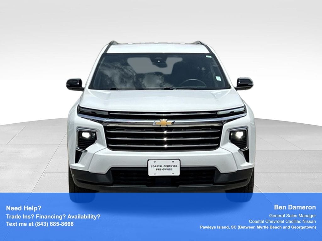 Used 2025 Chevrolet Traverse LT SUV