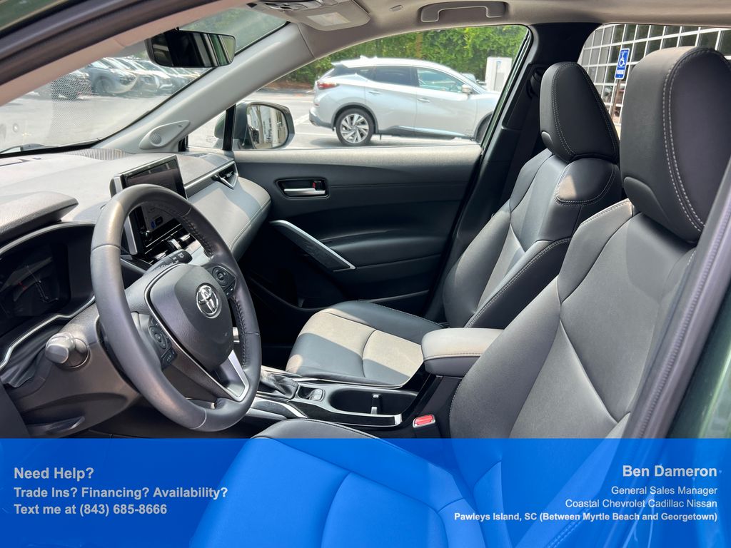 2023 Toyota Corolla Cross XLE - Photo 8