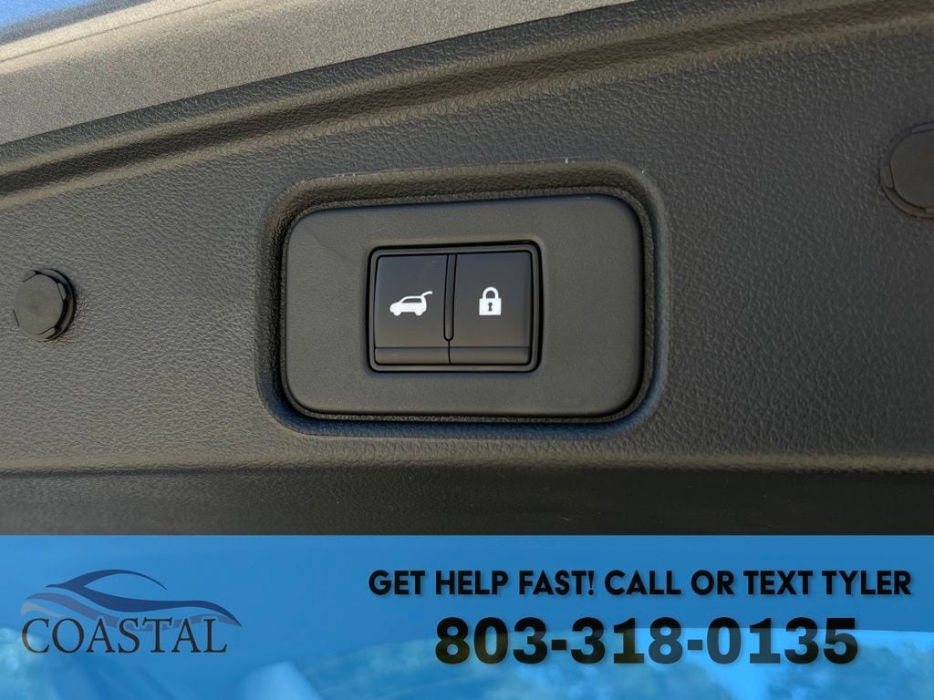 2026 Nissan Pathfinder SL SUV